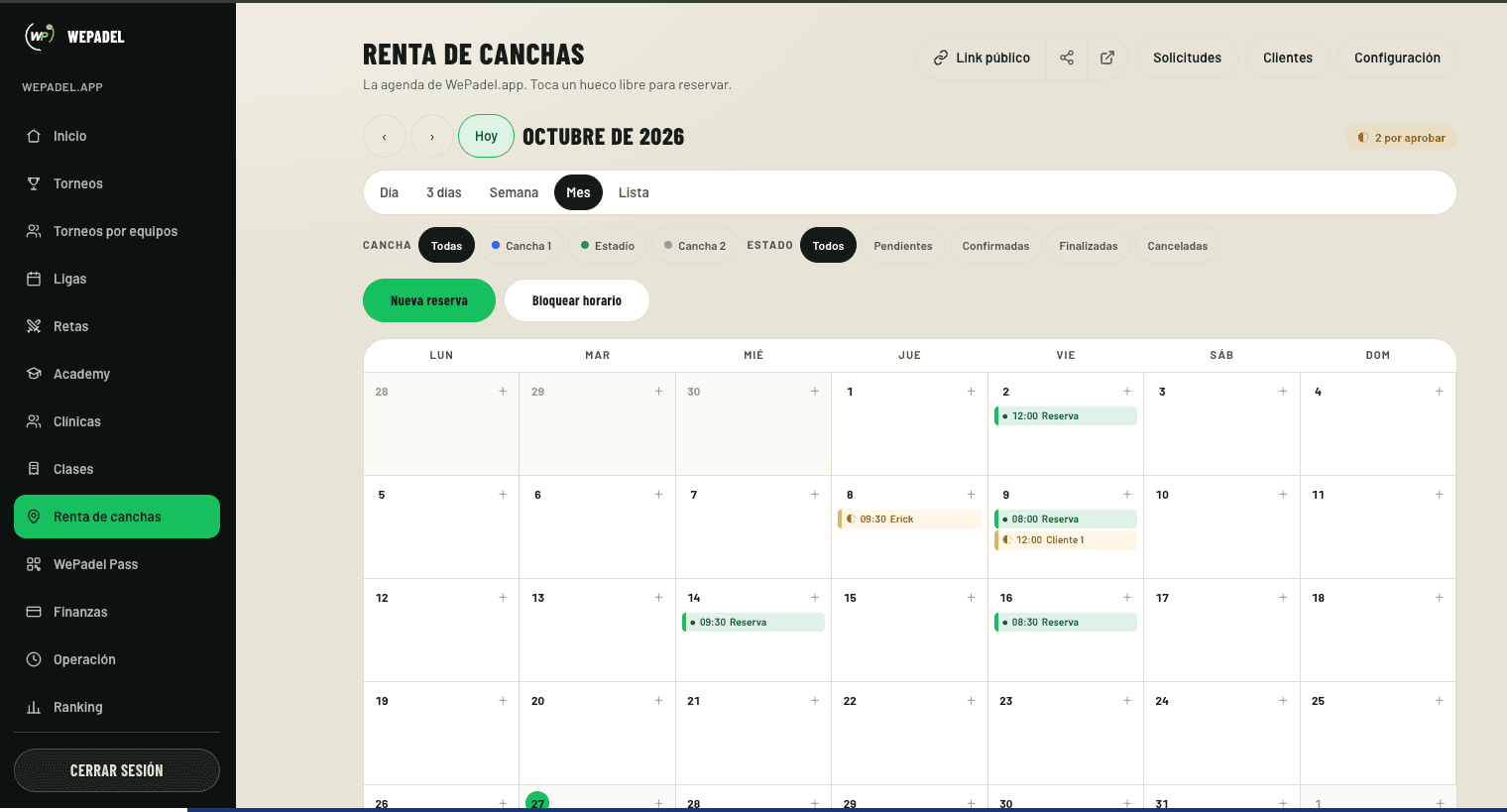 Vista de mes de la agenda de canchas, con las reservas de cada día y las pendientes por aprobar